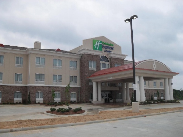 Holiday Inn Express Hotel Winona North image 2