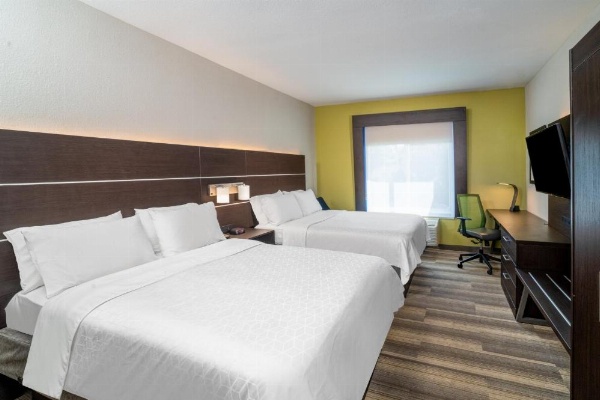 Holiday Inn Express Hotel Winona North image 27